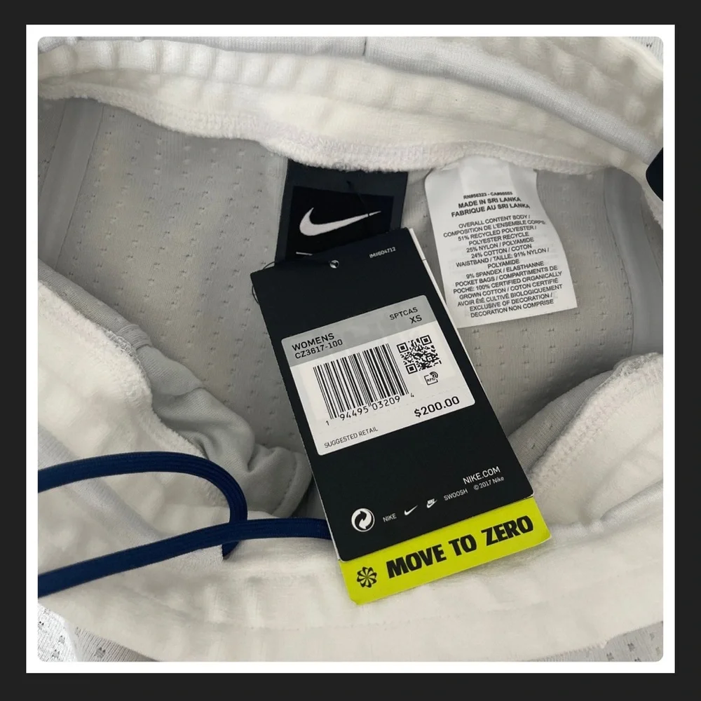 Nike Sportswear Women's 7/8 Cropped Pants